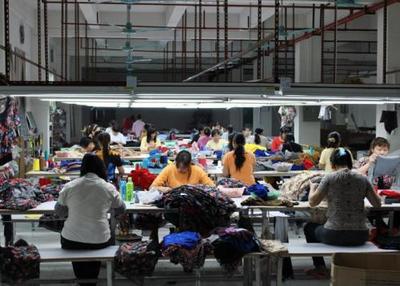 服裝加工廠如何拓展家居用品銷售的貨源渠道